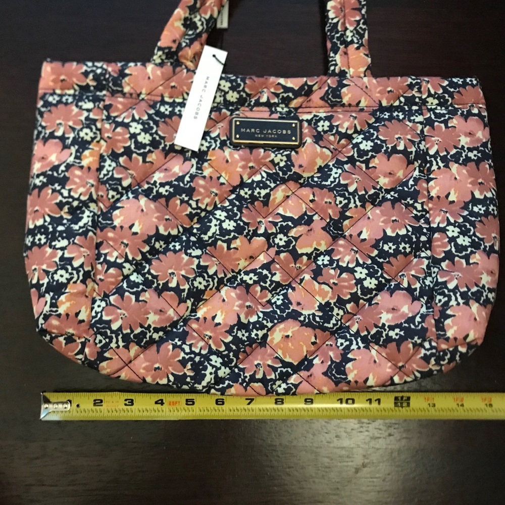 🎊HP🎊🔥5 ⭐️ NWT Ultralight Marc Jacobs Bag🔥 - Picture 8 of 8